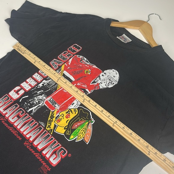 Vintage 90s NHL Chicago Blackhawks Graphic Tee - Chalkline, Size XL - Picture 9 of 9
